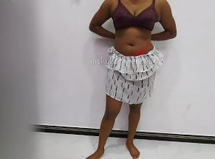 Sri lankan office girl dressing&undressing