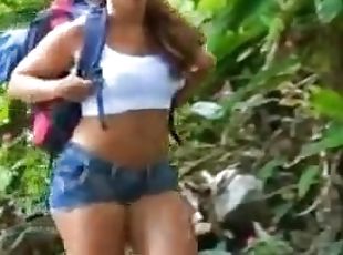 Breathtaking Brazilian Babe Viviane Araujo Shows Her Perfect Round Ass
