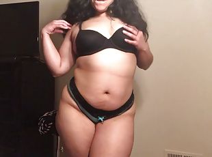 latina, velike-lepe-ženske, debelolične, hlačke, rit-butt
