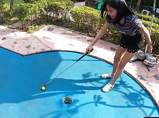 Amateur Thai teen really bad at minigolf