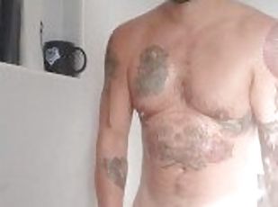 tattooed Solo shower tease