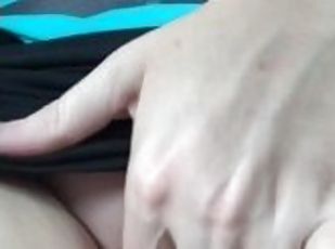 Wife fingering herself