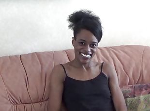 Ebony solo darling fingering her juicy pussy in the bedroom