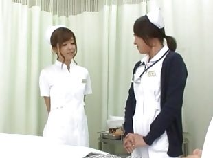 медсестра, японка, секс-із-трьома-партнерами, уніформа, ноги, розставлені-ноги