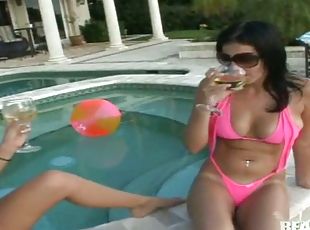 Outdoors Lesbian Sex in the Pool with Blonde and Brunette Dykes