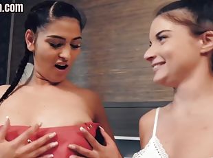 Threesome lesbian sex with anal and rimming with 20 year old babes