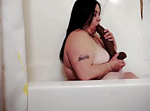 Bathtime Masturbation With Bbc Dildo