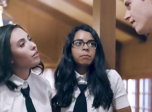 Latina Geek Schoolgirl Never Had A Cock In Her Mouth