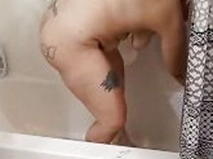 wifey in the shower