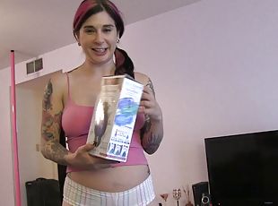 Wicked punk bimbo with a foot fetish giving a thrilling hand job