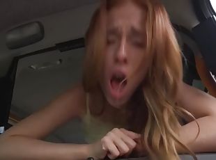 Public car lady fucked by a good dick in her wet pussy hole
