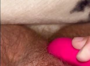 Double orgasm on clit - 80’s full bush close up