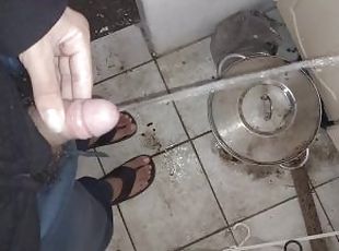 banhos, grande, masturbação, mijando, pénis-grande, gay, punheta, pés, gozando, suja