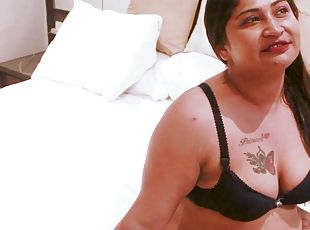 Video of chubby Indian amateur getting fucked in missionary