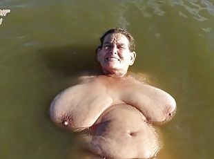 büyük-göğüsler, kocaman-huge, amcık-pussy, olgun, ihtiyar-kadın, plaj, doğal, büyük-ve-ağır, sarkık-memeler